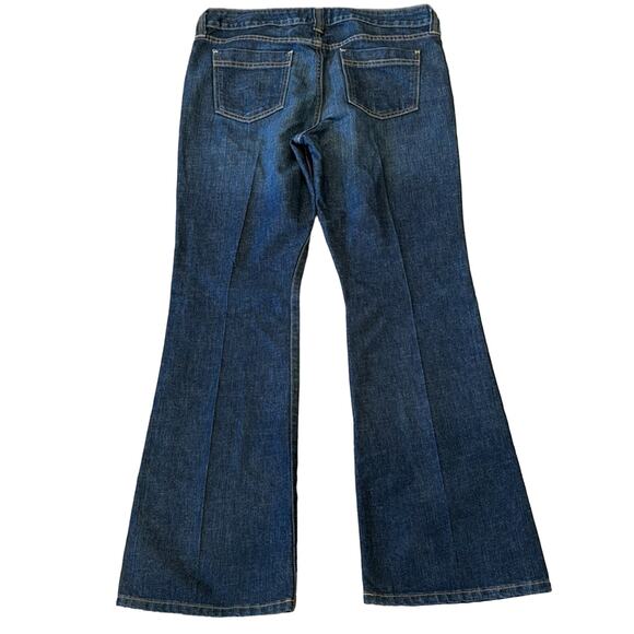 NWT Gap Low Rise Curvy Flare Jeans Size 16R - Picture 3 of 8